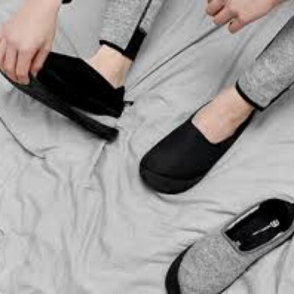 Mahabis Black Edition Removable Rubber Sole Woman Shoes Size 10 - Picture 8 of 8